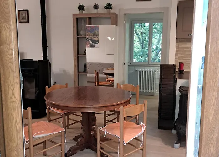 Casa Con Bosco E Vista Mare